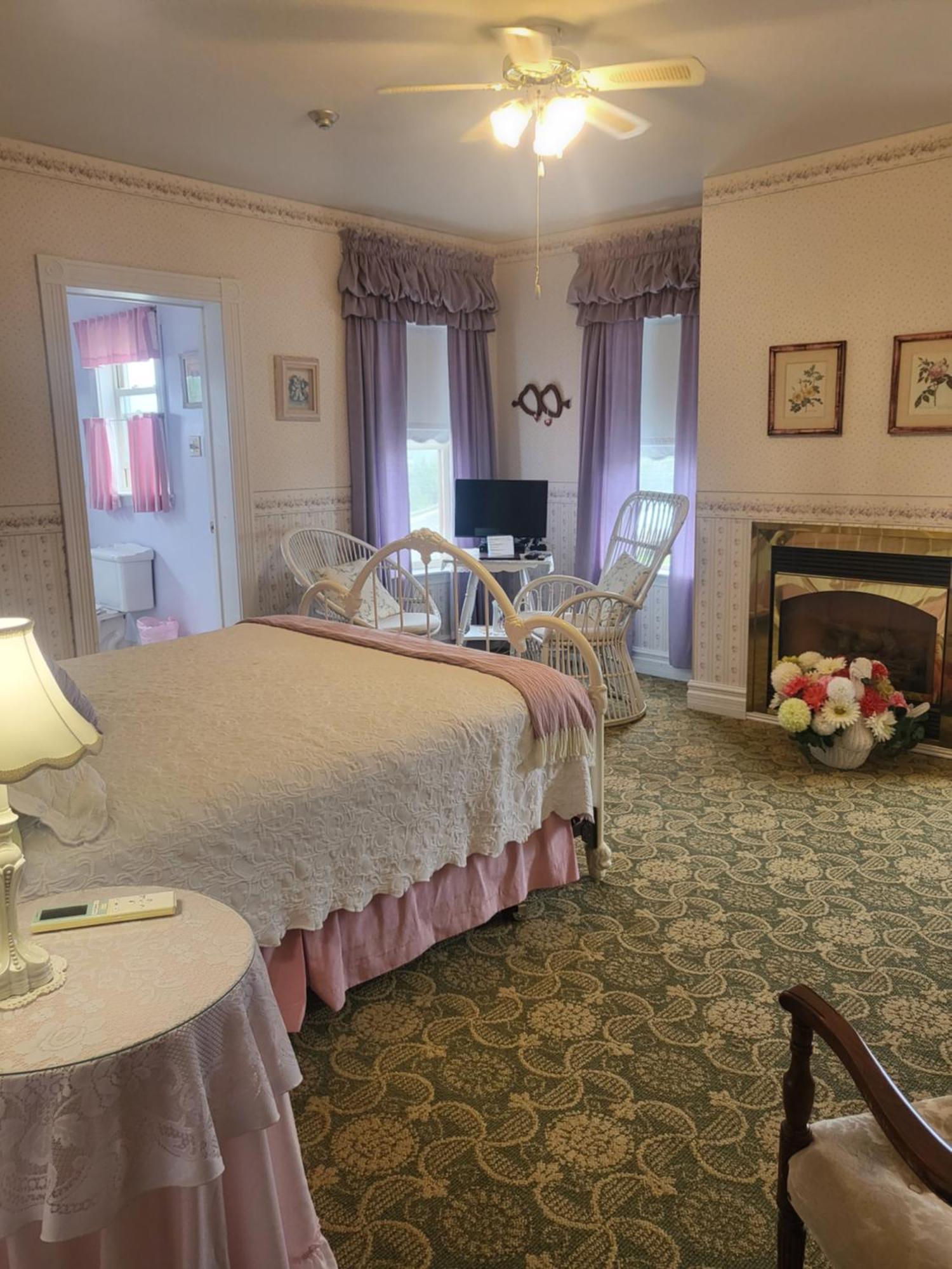 Cranberry Cove Inn Луїсбург Екстер'єр фото